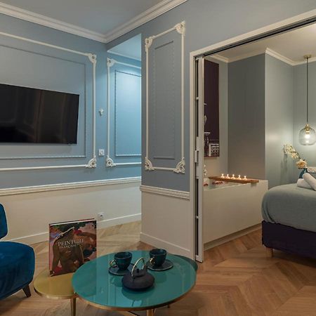 The Pompadour Suite Paris Exterior foto